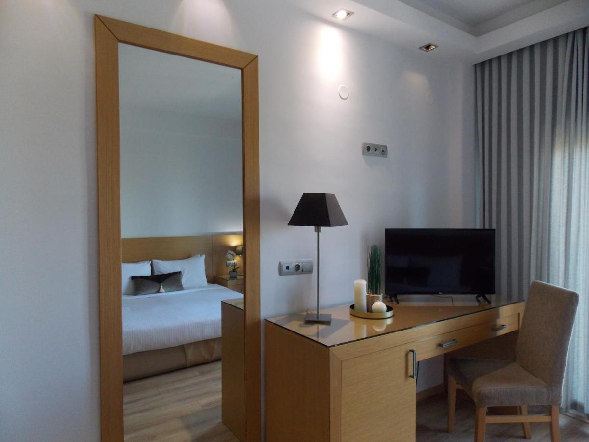 Hotel Alexandros Aghíalosz Kültér fotó